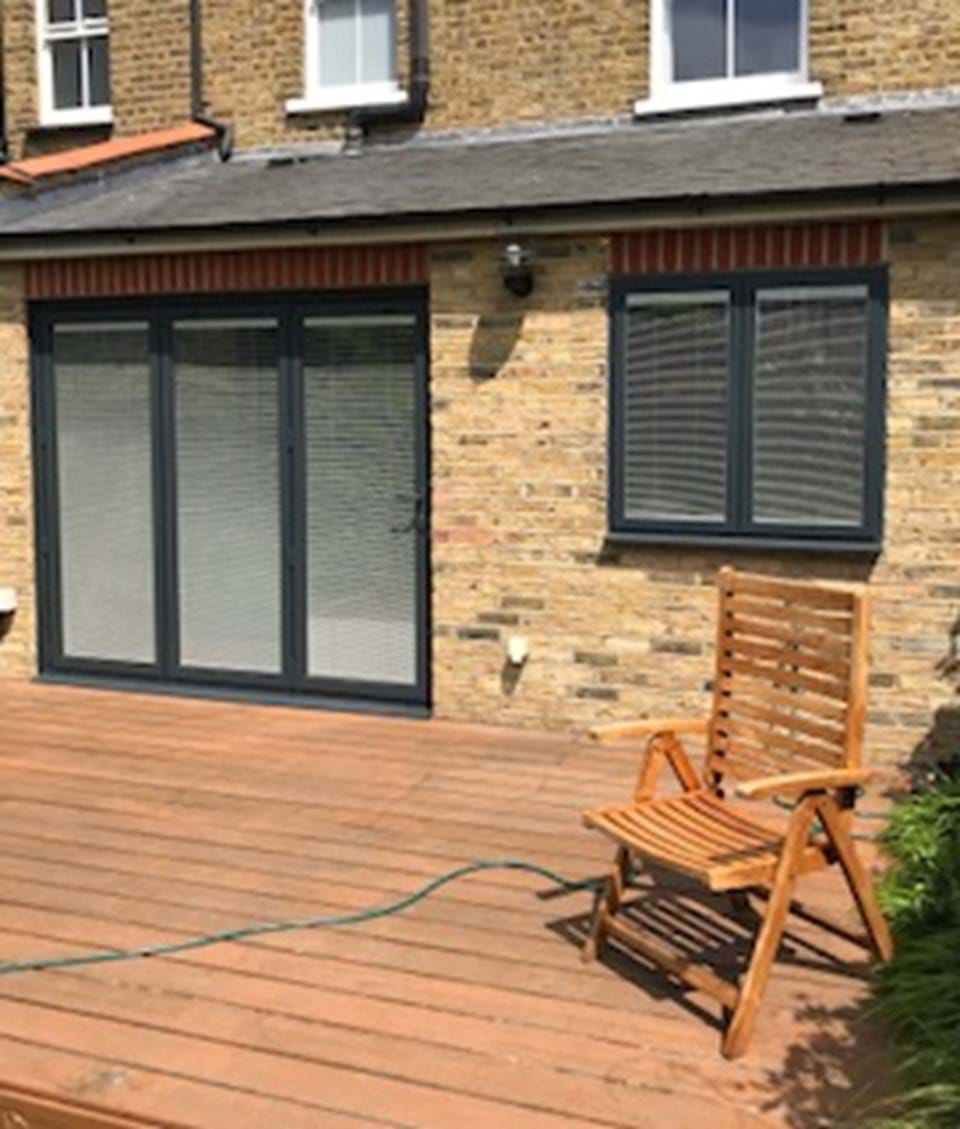 Types of Integrated Blinds at Thames