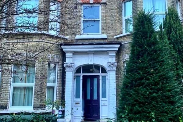 Clapham, London - Velfac Windows