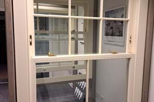 Winston Sliding Sash