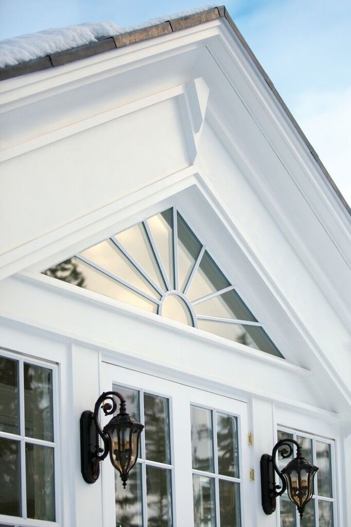 angled-head-feature-windows.jpg (1)