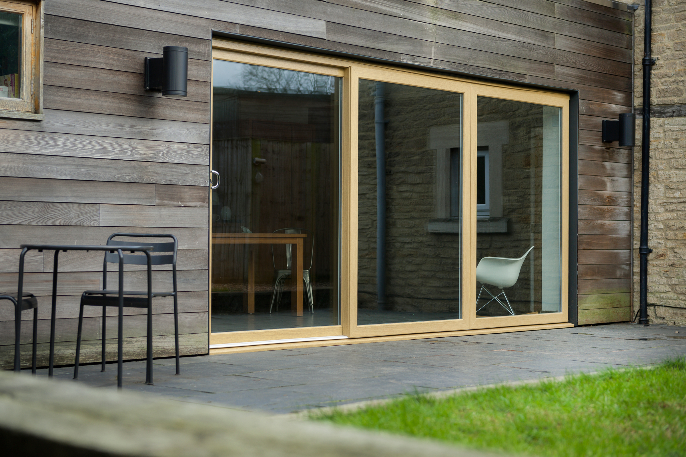 sliding-doors-3.jpg